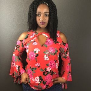 Belle Sky Sz Medium Top